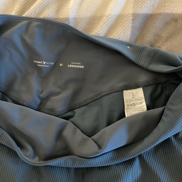 Like new Old Navy Active Powersoft High Rise Leggings! XL. Light teal - Picture 2 of 3